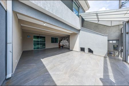 33_photo/94dce21d17.4cea1a0b3f6bbd2f-ATLAS-eae03b41-6ea4-4e6c-8ac3-71e41e37c649.jpg de casa à venda com 4 quartos, 190m² em Cidade Industrial de Curitiba, Curitiba