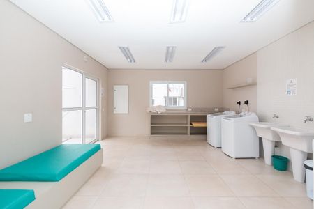 31_photo/94dce21d8f.932b386d533b7f96-ATLAS-cd1c523f-ed90-4053-8d15-fdcd9bf7bdfb.jpg de apartamento à venda com 3 quartos, 62m² em Cidade Industrial de Curitiba, Curitiba