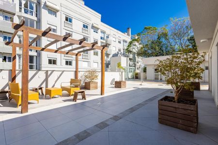 8_photo/94dce21d8f.be6a412996d2167a-ATLAS-20b94bfe-67bb-42e8-a0d3-edce88482bb5.jpg de apartamento à venda com 3 quartos, 70m² em Cidade Industrial de Curitiba, Curitiba