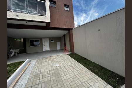 9_photo/94dce21da9.563c37b6b1d5a9f6-ATLAS-dcf780a2-d2ea-4587-9b5c-1d095733e488.jpg de casa à venda com 3 quartos, 158m² em Cidade Industrial de Curitiba, Curitiba