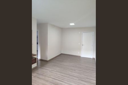 13_photo/94dce21dff.97bdebbcfb27748a-ATLAS-6ae3fc0a-4114-4ab6-9283-c47811013bfa.jpg de apartamento para alugar com 2 quartos, 57m² em Cidade Industrial de Curitiba, Curitiba