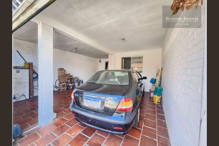 8_photo/94dce21e4d.beb671ea28743656-ATLAS-46a584e5-b467-4acc-9670-cdec658dcefd.jpg de casa à venda com 3 quartos, 122m² em Cidade Industrial de Curitiba, Curitiba