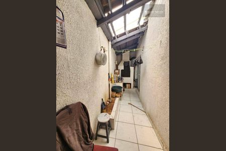 2_photo/94dce21e4d.beb671ea28743656-ATLAS-482dec4e-cf7d-4ca5-8060-d15f71e9d30c.jpg de casa à venda com 3 quartos, 122m² em Cidade Industrial de Curitiba, Curitiba