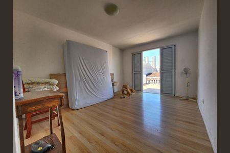 8_photo/94dce21e4d.fe96b63aec789ef1-ATLAS-bd08710d-7b92-4d51-aaa0-ff258b536b2a.jpg de casa à venda com 3 quartos, 122m² em Cidade Industrial de Curitiba, Curitiba