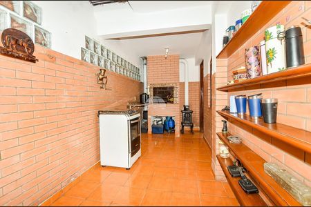 19_photo/94dce21e73.ec64b175066f932e-ATLAS-9beb2ad8-43b7-405a-91fb-0cdec64f23e1.jpg de casa à venda com 3 quartos, 110m² em Campo Comprido, Curitiba