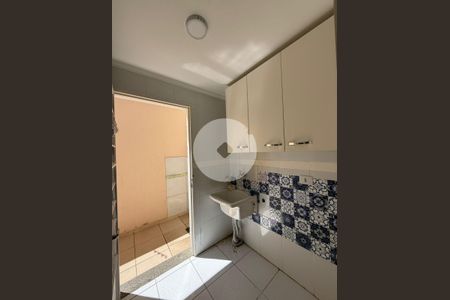 11_photo/94dce21e7b.ba97ac63d5ac1cb4-ATLAS-bb3a0503-b649-4e00-b86d-af85597567f0.jpg de casa à venda com 2 quartos, 73m² em Cidade Industrial de Curitiba, Curitiba