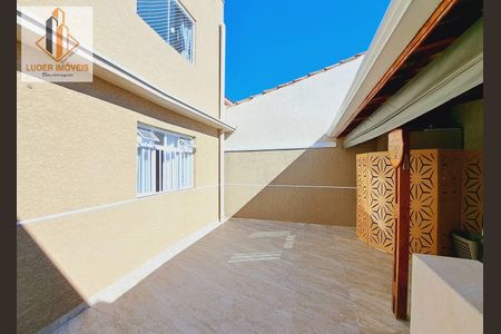 5_photo/94dce21e8b.f38e38137a2159e3-ATLAS-009c84fc-8a19-461a-bd50-6a5f99e564d0.jpg de casa à venda com 4 quartos, 160m² em Cidade Industrial de Curitiba, Curitiba
