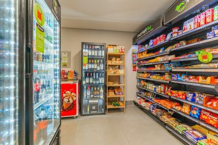 8_photo/94dce21f2d.57a1d570e9283fe9-ATLAS-26a7d183-95f6-4e69-9a2f-ac3b816e3c5b.jpg de apartamento à venda com 3 quartos, 133m² em Cidade Industrial de Curitiba, Curitiba