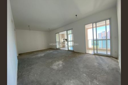 5_photo/94dce21f2d.76be94aaa4fe67ad-ATLAS-3a6acb87-a8d4-4e22-a96d-4d90bf006a70.jpg de apartamento à venda com 4 quartos, 166m² em Cidade Industrial de Curitiba, Curitiba