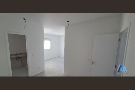 3_photo/94dce21f2d.8dec44065b056530-ATLAS-40ac6be6-e7f5-44aa-a968-b9e23a34d570.jpg de apartamento à venda com 4 quartos, 131m² em Cidade Industrial de Curitiba, Curitiba