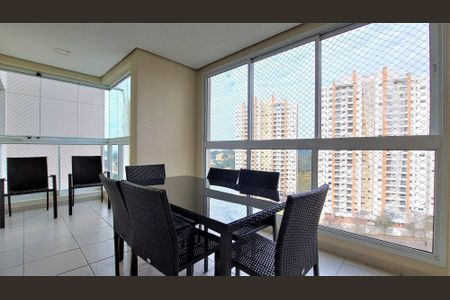 6_photo/94dce21f2d.b18f2fa016e1c3fb-ATLAS-8ffe02cb-541e-4acf-a023-5a1c1f619566.jpg de apartamento à venda com 3 quartos, 131m² em Cidade Industrial de Curitiba, Curitiba