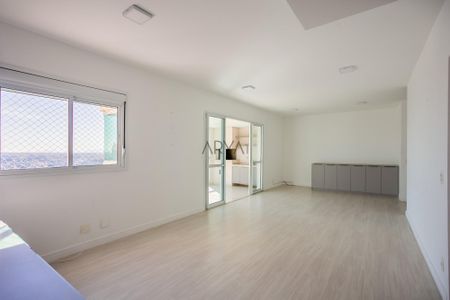 2_photo/94dce21f2d.b41e04bfe91fe85c-ATLAS-c8044c73-3fee-4b2f-805c-f308e797c8f2.jpg de apartamento à venda com 3 quartos, 131m² em Cidade Industrial de Curitiba, Curitiba