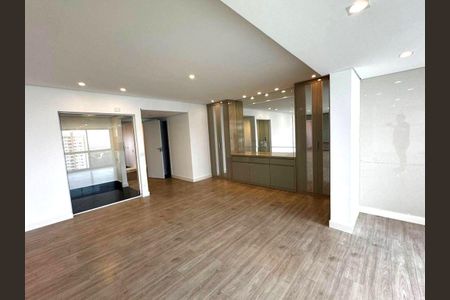 7_photo/94dce21f3b.e068b8e6bc12c7f3-ATLAS-8417ef27-3032-41c8-a023-4f064a514c01.jpg de apartamento à venda com 3 quartos, 166m² em Campina do Siqueira, Curitiba