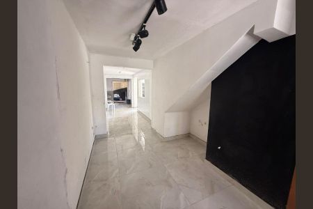 11_photo/94dce21fa7.c3f00cfadba54684-ATLAS-e7a3fae9-8911-4966-b7a5-349d9b8c6505.jpg de casa à venda com 1 quarto, 108m² em Campo Comprido, Curitiba