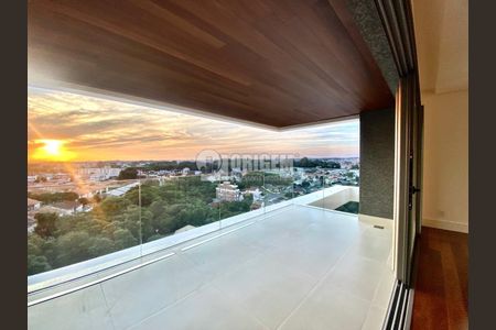 14_photo/94dce22031.28a4da778c29f4d9-ATLAS-a4c9349b-200b-4cda-9dce-38bd95c7dfcd.jpg de apartamento à venda com 3 quartos, 194m² em Orleans, Curitiba