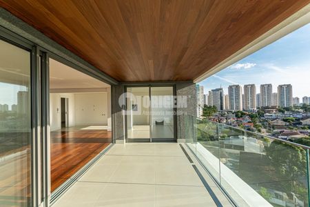 6_photo/94dce22031.28a4da778c29f4d9-ATLAS-b20c42e0-4639-4867-bd7f-9fcd629c0664.jpg de apartamento à venda com 3 quartos, 194m² em Orleans, Curitiba