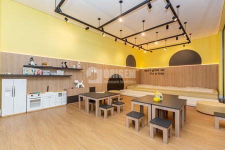 35_photo/94dce22031.28a4da778c29f4d9-ATLAS-fd2097ae-34e0-471d-bcab-02819eba8114.jpg de apartamento à venda com 3 quartos, 194m² em Orleans, Curitiba