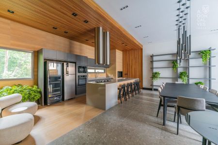 43_photo/94dce22031.3d2e47a30fc84bc4-ATLAS-5ea0fae3-8322-40fd-8c88-ef93b2ddd185.jpg de apartamento à venda com 3 quartos, 193m² em Orleans, Curitiba