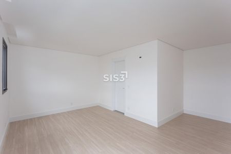 23_photo/94dce22031.68306f51d563f6d6-ATLAS-94ed9f4e-8025-48d7-917f-043f8b8e6cd9.jpg de apartamento à venda com 3 quartos, 193m² em Orleans, Curitiba