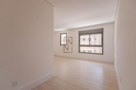 18_photo/94dce22031.e61e7960821b9caa-ATLAS-638c1a22-8dc5-4ebc-ba6c-9b9481e8a4b8.jpg de apartamento à venda com 3 quartos, 194m² em Orleans, Curitiba