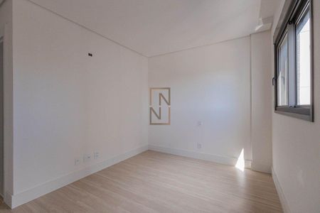 13_photo/94dce22031.e61e7960821b9caa-ATLAS-a472e4e6-9b29-4463-8e89-3bf115cbcb2e.jpg de apartamento à venda com 3 quartos, 194m² em Orleans, Curitiba