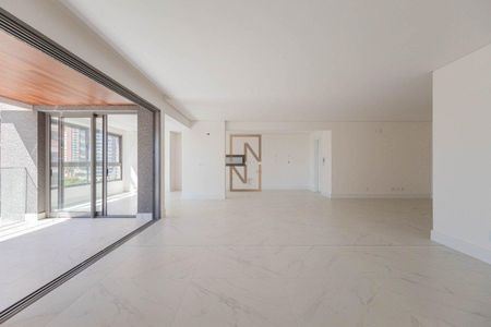 8_photo/94dce22031.e61e7960821b9caa-ATLAS-e4fc9590-62dc-4cb3-bee0-edb0b83462e5.jpg de apartamento à venda com 3 quartos, 194m² em Orleans, Curitiba