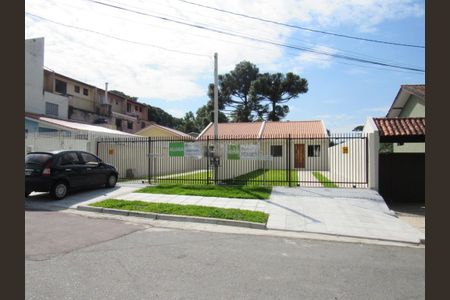 11_photo/94dce2207f.b85971db37bbb849-ATLAS-c29f4cff-b843-46ee-8d9d-6d09ba56e3a1.jpg de casa para alugar com 2 quartos, 51m² em Orleans, Curitiba