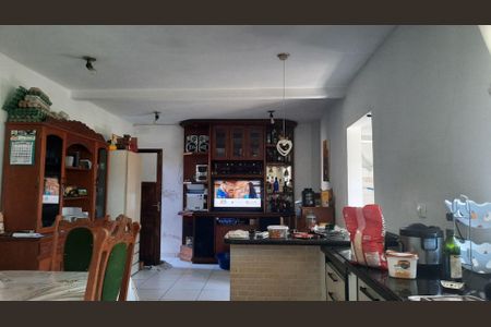 9_photo/94dce220f3.5a85c5bdfef41cf9-ATLAS-38bc7571-a78f-4ff9-b2fe-8371e584134c.jpg de casa à venda com 2 quartos, 226m² em Campo Comprido, Curitiba