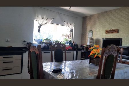 6_photo/94dce220f3.5a85c5bdfef41cf9-ATLAS-475002c8-9b8a-44a9-ad94-e884dad9d4a3.jpg de casa à venda com 2 quartos, 226m² em Campo Comprido, Curitiba