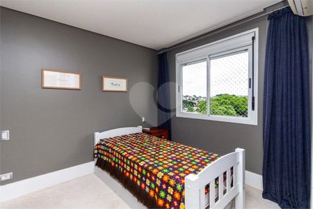 18_photo/94dce22115.2781d2ca693b02d7-ATLAS-e6a784bb-1aea-49e8-aa7e-a4be4ee06896.jpg de apartamento à venda com 3 quartos, 211m² em Mossunguê, Curitiba