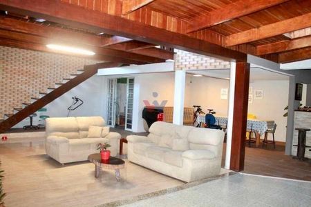 3_photo/94dce22119.4cea1a0b3f6bbd2f-ATLAS-321d562a-9784-4e99-9e12-9a110c7331ac.jpg de casa à venda com 3 quartos, 350m² em Campo Comprido, Curitiba