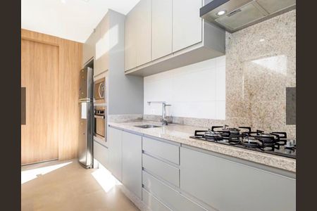 14_photo/94dce22125.7d01d2ab176dea69-ATLAS-94a3cf3d-0ee8-43a2-aa89-8aefc03573b7.jpg de apartamento à venda com 3 quartos, 105m² em Campo Comprido, Curitiba