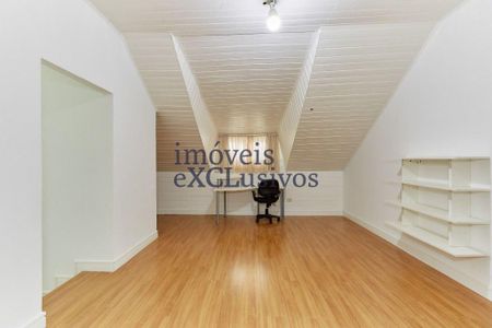 4_photo/94dce22129.82dfd85ef928e01e-ATLAS-57c6c66d-af4e-4de1-b18f-d0c17caf8994.jpg de casa à venda com 3 quartos, 360m² em Mossunguê, Curitiba