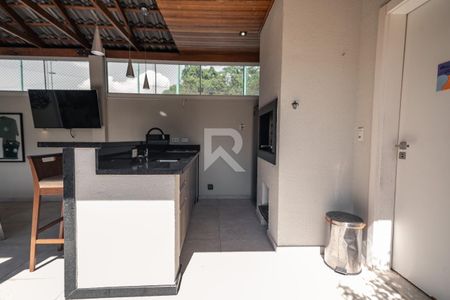 17_photo/94dce2212d.88f618eb98f23ff7-ATLAS-60863f0f-762f-4e92-b8e3-6d90197c94ee.jpg de casa à venda com 3 quartos, 220m² em Campo Comprido, Curitiba