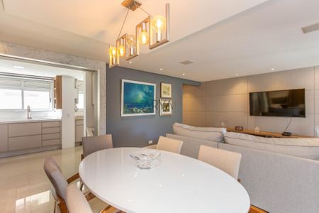 11_photo/94dce2213f.d031b42f62b3eba8-ATLAS-4a7f7ab2-e56d-4599-b5a4-b0bd1fcfaddc.jpg de apartamento à venda com 3 quartos, 106m² em Campo Comprido, Curitiba