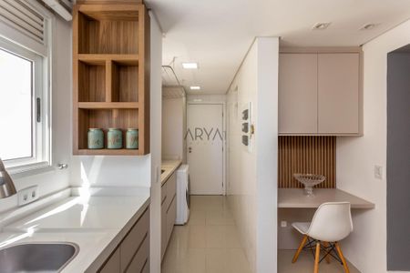 8_photo/94dce2213f.d031b42f62b3eba8-ATLAS-8de948db-e4be-4c94-aa5b-d19d050fe25e.jpg de apartamento à venda com 3 quartos, 106m² em Campo Comprido, Curitiba