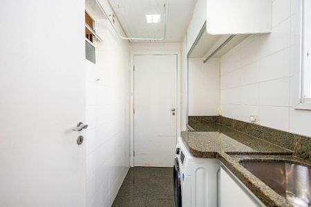 7_photo/94dce2213f.d14fd097a8c14508-ATLAS-e8e3b6a2-842c-4b34-8b8a-daba4f38b3f1.jpg de apartamento à venda com 4 quartos, 212m² em Campo Comprido, Curitiba