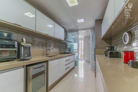 2_photo/94dce2218f.15931dd54efcfd7d-ATLAS-04eab9ff-ee49-49f4-a884-cfce00feeffa.jpg de apartamento para alugar com 3 quartos, 235m² em Campo Comprido, Curitiba