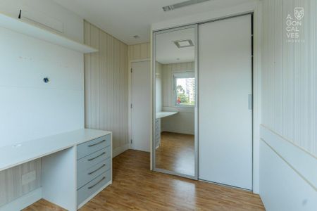 5_photo/94dce2218f.7c25c6d4d67c3640-ATLAS-22bbe4aa-955f-47dd-a2e0-d52e5e57a36a.jpg de apartamento para alugar com 4 quartos, 186m² em Campo Comprido, Curitiba