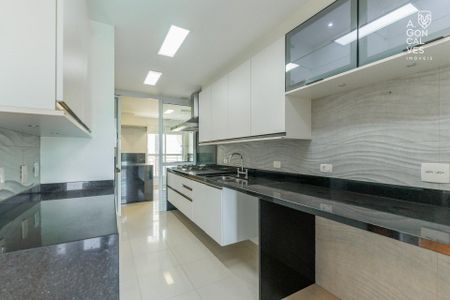 6_photo/94dce2218f.7c25c6d4d67c3640-ATLAS-3bcc2159-d04a-4f37-83f1-708ee821680f.jpg de apartamento para alugar com 4 quartos, 186m² em Campo Comprido, Curitiba