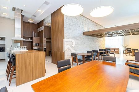 37_photo/94dce2218f.d86bbb2904e95157-ATLAS-2a1dd41d-16df-4d87-a0c3-7fcecfec009b.jpg de apartamento à venda com 4 quartos, 195m² em Campo Comprido, Curitiba