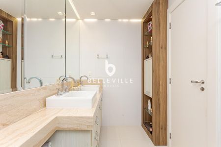 3_photo/94dce2218f.e96dfb5efb183c1f-ATLAS-0a0a762c-1673-4e06-99c4-11e400834f2a.jpg de apartamento à venda com 3 quartos, 186m² em Campo Comprido, Curitiba