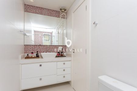 7_photo/94dce2218f.e96dfb5efb183c1f-ATLAS-470e14d4-a609-4739-9f38-c46e4e1aca10.jpg de apartamento para alugar com 3 quartos, 186m² em Campo Comprido, Curitiba