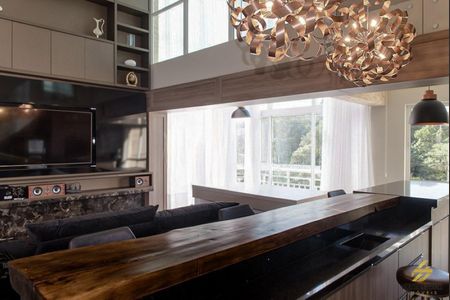 7_photo/94dce2218f.e96dfb5efb183c1f-ATLAS-4d32ec8c-0e6b-49b0-94ae-ece36cffbbb3.jpg de apartamento à venda com 3 quartos, 187m² em Campo Comprido, Curitiba