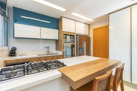 3_photo/94dce221c3.1d98402c0fb3619b-ATLAS-1dcf372c-ea91-47ba-8d30-ec27e9cee724.jpg de apartamento à venda com 3 quartos, 129m² em Portão, Curitiba