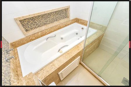 5_photo/94dce221c3.b3d0cb52f09f70fe-ATLAS-1831aa01-3c55-4af0-b6fd-c6bedd691ac2.jpg de apartamento à venda com 3 quartos, 129m² em Portão, Curitiba