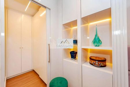 6_photo/94dce221c3.b3d0cb52f09f70fe-ATLAS-ca77d281-384b-4b26-b946-4d65ee60fb54.jpg de apartamento à venda com 3 quartos, 180m² em Portão, Curitiba