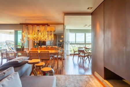 10_photo/94dce221e5.2b9cc8de2dd4deea-ATLAS-2a6a8f55-3839-4efd-9524-97faa16a5882.jpg de apartamento à venda com 4 quartos, 266m² em Mossunguê, Curitiba