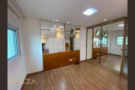 3_photo/94dce221e5.7ab8e9381c56adf6-ATLAS-0e693c3b-578d-4f52-ba63-c05632ea4d59.jpg de apartamento à venda com 3 quartos, 266m² em Mossunguê, Curitiba