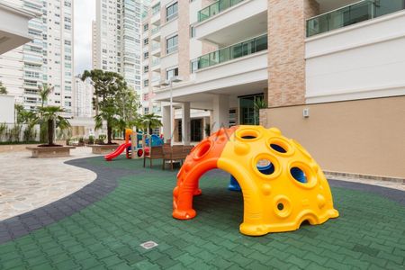 11_photo/94dce221e9.fc55ab511d367420-ATLAS-d1efd04c-e3cd-485b-a508-41f90ddd1b9b.jpg de apartamento à venda com 3 quartos, 240m² em Campina do Siqueira, Curitiba